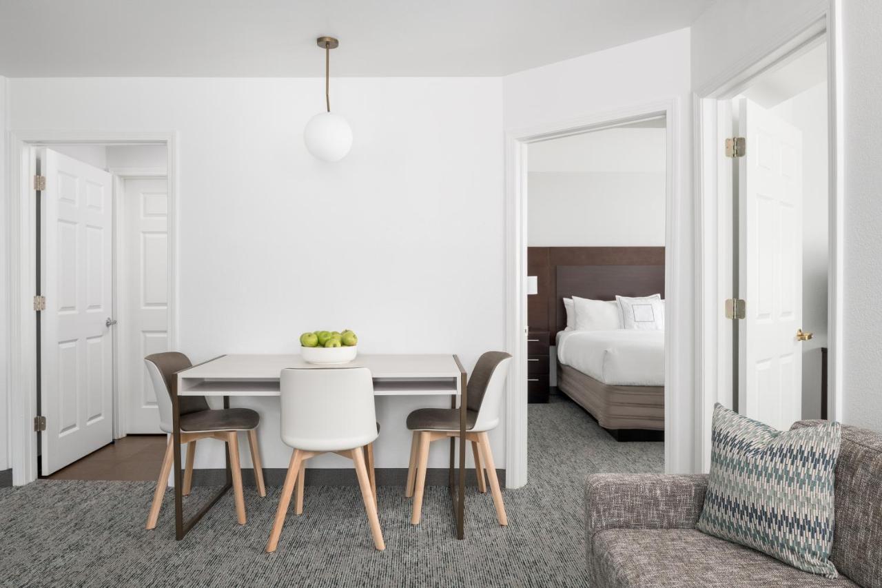 Towneplace Suites by Marriott Williston Eksteriør bilde